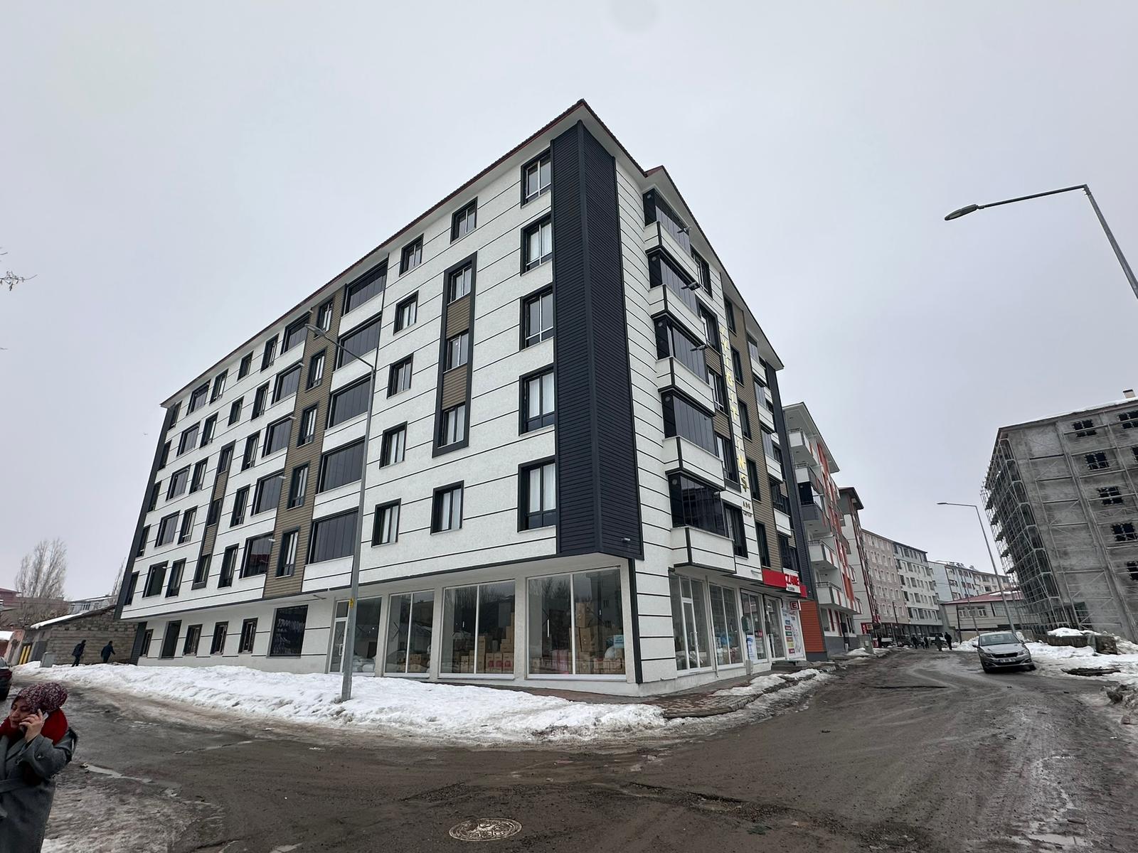 ADG 4. ETAP AĞRI CAM BALKON
