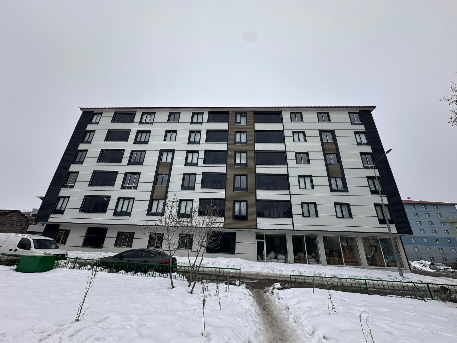 ADG 4. ETAP AĞRI CAM BALKON